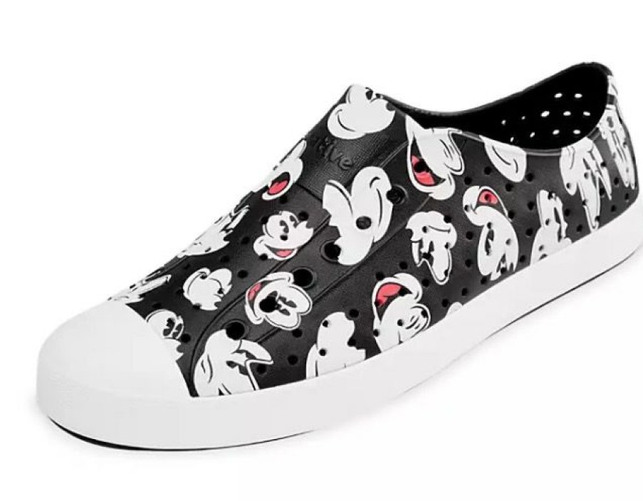 Apparel * | Disney Native Shoes For Men Mickey Mouse Black Top Sell