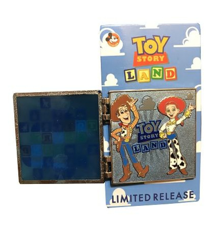 Figures And Collectibles * | Disney Toy Story Pin Toy Story Land Woody & Jessie Hinged Bargain Sale